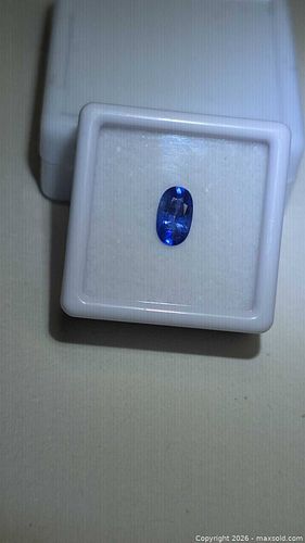 Lot #27 (1 of 17)