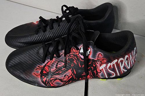 Nike Soccer Cleats (1 of 5)