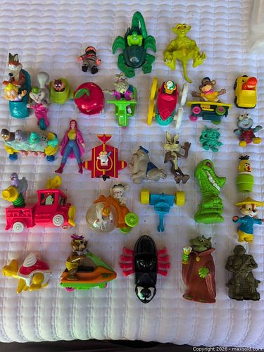 Lot of 30-50 Mixed Plastic Collectible Figures (1 of 5)