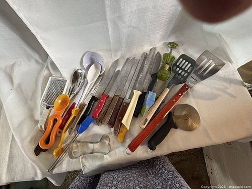 Kitchen items (1 of 2)