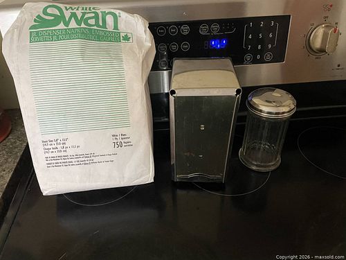 Restaurant Style Napkin Holderand Sugar Despenser. (1 of 3)