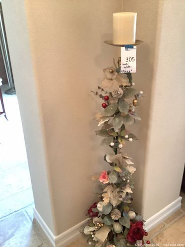 Metal Floor Candle Holder with Faux Floral Garland (1 of 6)