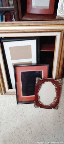 Lot of Multiple Wood & Metal Picture Frames with Mats and Glass (1 of 3)