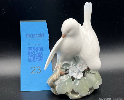 Royal Copenhagen Denmark Porcelain #402 "Love Birds" (1 of 12)