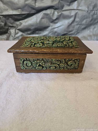 Lot #6 (1 of 8)