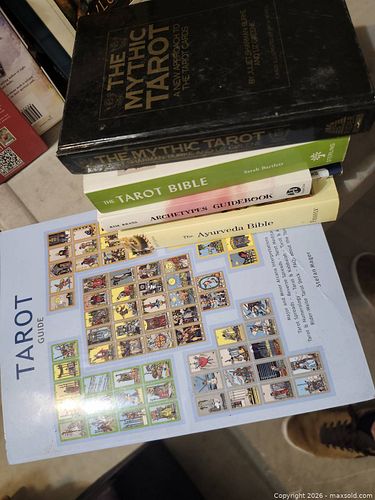 Tarot & Occult Books Lot with Poster (4–6, English) (1 of 3)