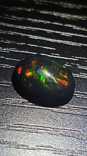 Beautiful AAA Ethiopian black opal  (1 of 10)