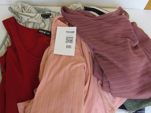 Women Clothes (1 of 20)