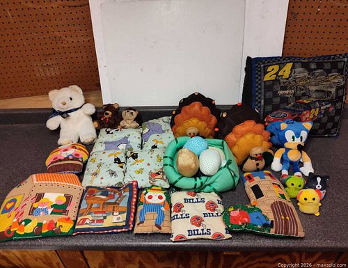 Lot #28 (1 of 6)