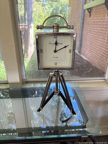 Franklin & Murphy Oxford Tripod Table Clock (1 of 5)