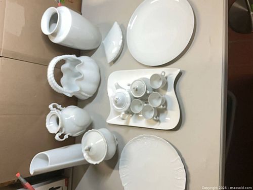 15 Assorted pieces of white porcelain- lot 1006 (1 of 14)