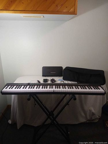 COOLMUSIC KD-16 88-Key Digital Piano (Black) (1 of 10)