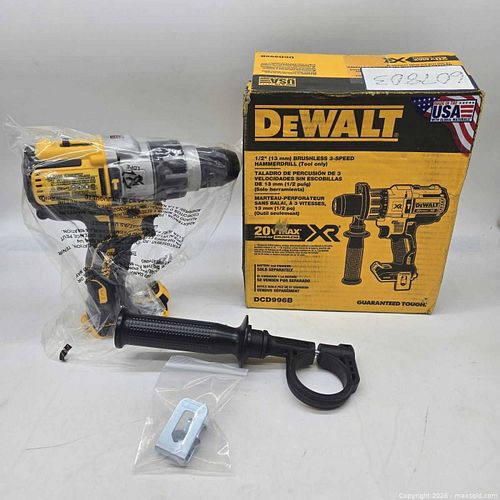 DeWalt DCD996B 20V Brushless Hammer Drill, 1/2" Chuck (1 of 6)