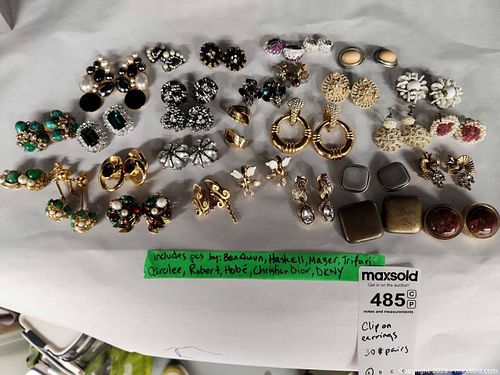 Lot of 20–30 Vintage Costume Clip-On Earrings, Assorted Brands (1 of 15)