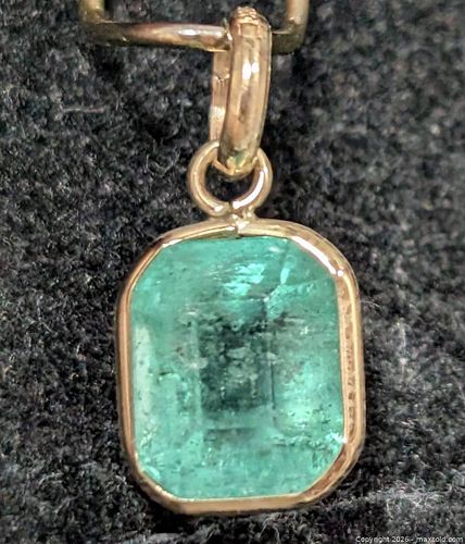 10K(0.42g)Emerald(1.55ct) Pendant  (1 of 4)