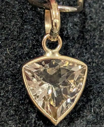 10KT Gold(0.31g)Tourmaline(1ct) Pendant (1 of 4)