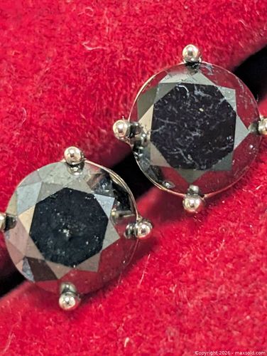 Certified 10K(1.14g)Black Diamond(2ct) (1 of 6)