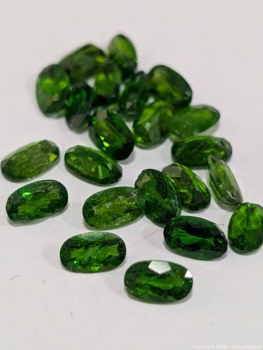 Chrome Diopside(App 5ct) (1 of 4)