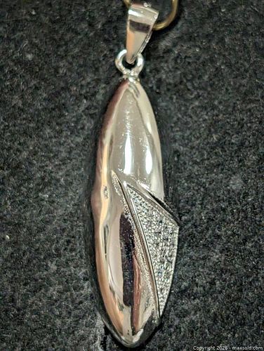 Silver(2.76g)CZ Pendant  (1 of 3)