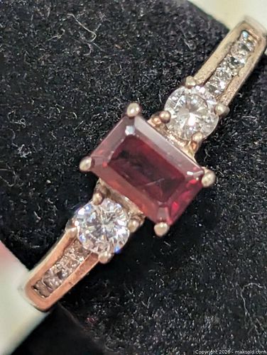 Silver(2.96g)Garnet&CZ Ring,size 9  (1 of 4)