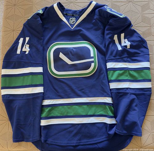 Lot #32 (1 of 4)