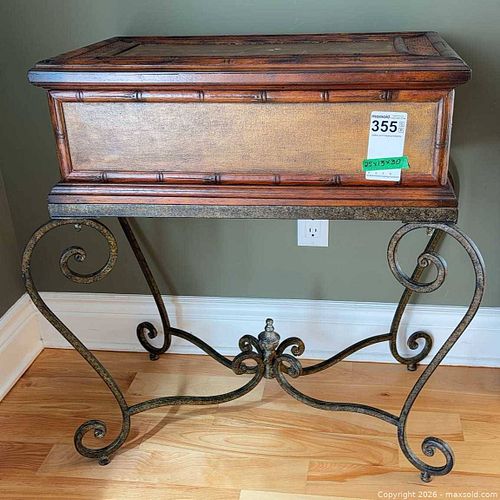 Lot #355 (1 of 10)