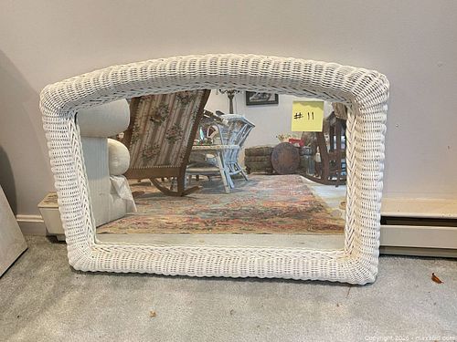 Large Vintage Wicker Wall Mirror (1 of 3)