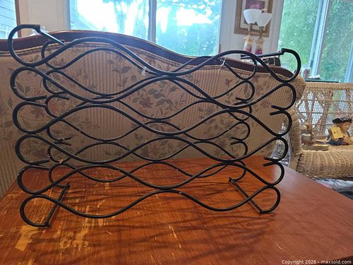 Metal Wine Rack  (1 of 3)