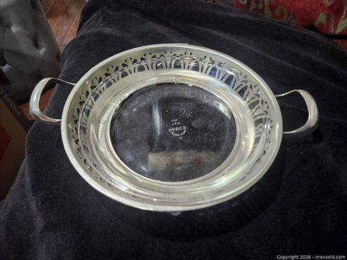 Manning Bowman Serving Bowl w/ Pyrex Glass Insert & Silver-Plated Holder (1 of 3)