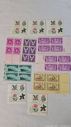 Lot Of Assorted Vintage Stamps (1 of 4)