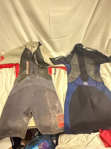 Body Glove & Seavenger Men's M Neoprene Wetsuit Shorty/Vest & Top (1 of 5)