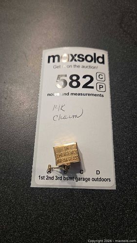 Lot #582 (1 of 8)