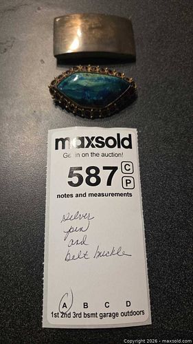 Lot #587 (1 of 12)