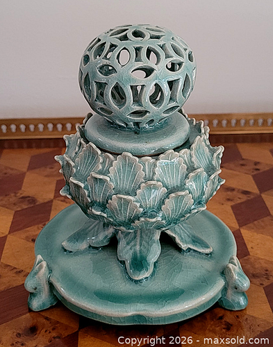 Lot #65 (1 of 5)