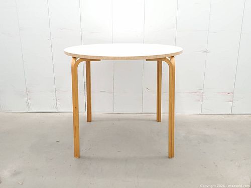 Lot #571 (1 of 19)