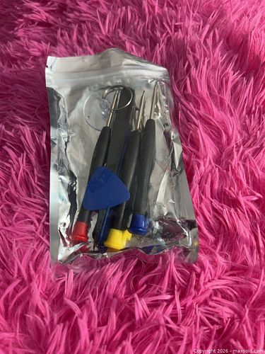 Electronics Repair Tool Kit, 5–8 Piece (1 of 3)