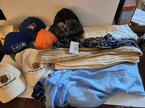 hats , scarfs, neck warmer (1 of 10)