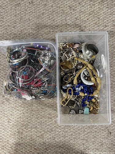 Large lot of jewelry (1 of 6)