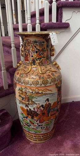 3 Ft Asian Japanese Porcelain Floor Vase with Gilt FOY (1 of 9)