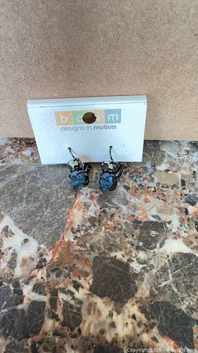 Lot #359 (1 of 4)