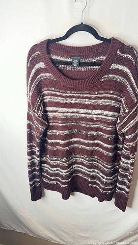 Lot #332 (1 of 4)