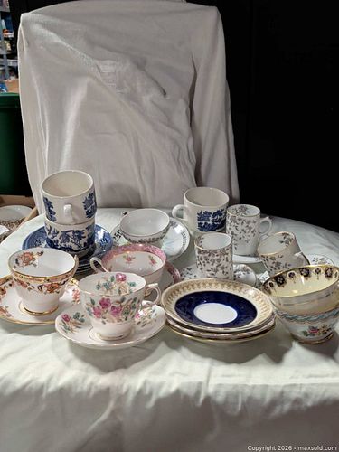 Miscellaneous China (1 of 4)