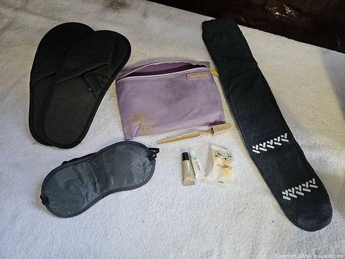 Vintage airline travel bag (1 of 7)