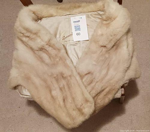 Lot #60 (1 of 7)