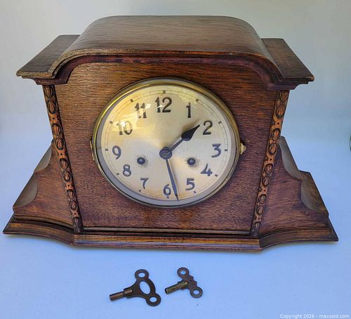 Vintage Oak Mantel Clock with Brass Accents, Mechanical w/Chimes - 2 Keys (1 of 4)