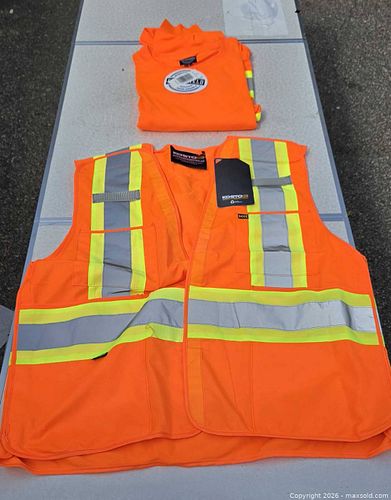 Construction clothing  (1 of 6)