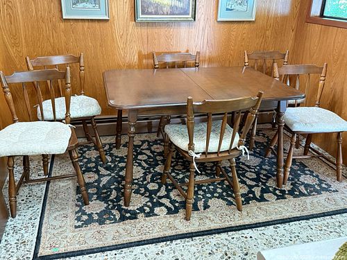 Brown Wood-Veneer Extendable Dining Table with 6 Chairs C (1 of 11)