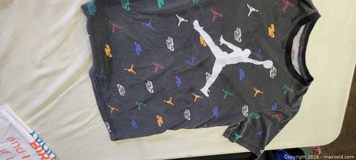 Kids clothing  (1 of 3)