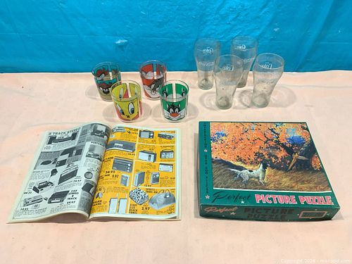 Vintage Looney Tunes, Coca Cola Glasses, Puzzle, Catalogue Lot 110 (1 of 7)