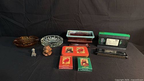 Vintage Collectible Lot: Ashtrays, Norman Rockwell Cards, ET VHS and more lot 911 (1 of 8)